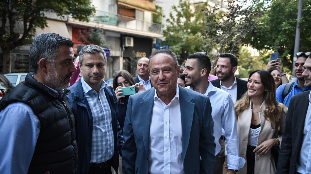 Ο Στέλιος Αγγελούδης