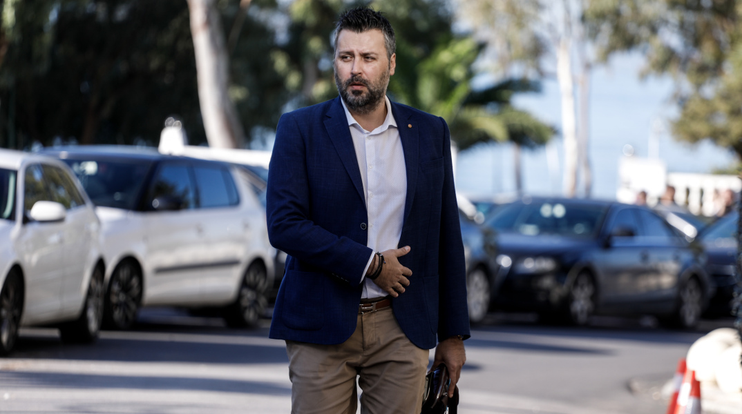 Ο Γιάννης Καλλιάνος