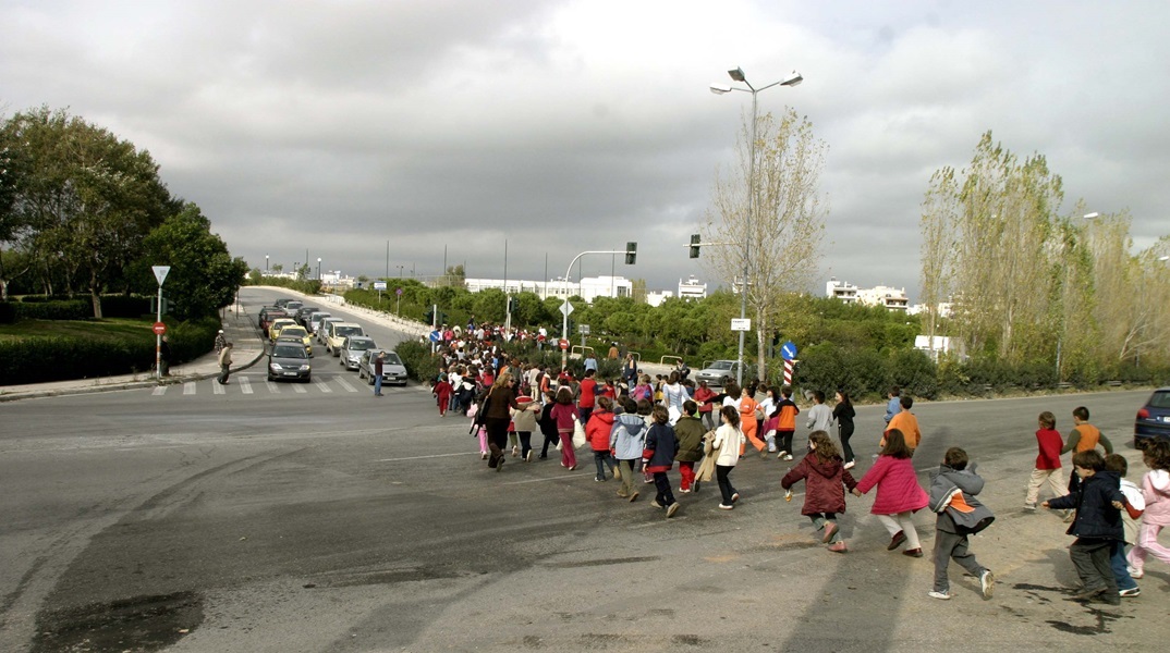Αττική: Ανησυχητικές παρατυπίες στις σχολικές εκδρομές 