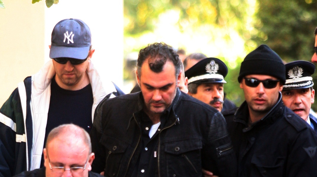 Συνελήφθη και επιστρέφει στη φυλακή ο Επαμεινώνδας Κορκονέας