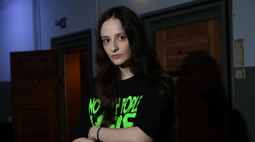 H Λιούσια Στέιν, μέλος του γυναικείου πανκ συγκροτήματος Pussy Riot συμπεριλήφθηκε σε διεθνή λίστα καταζητούμενων της Μόσχας