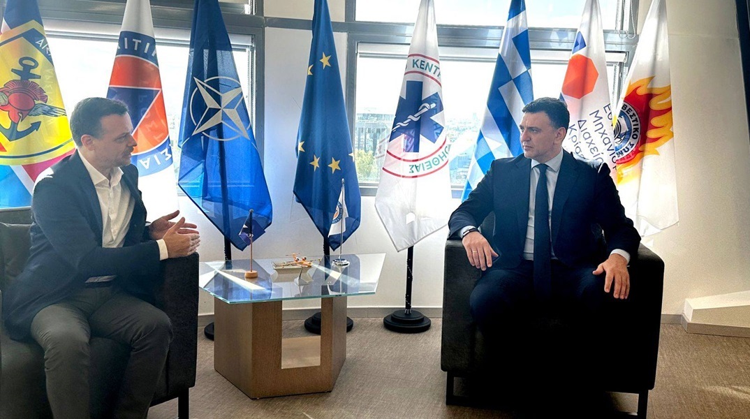 Χάρης Δούκας: Συναντήθηκε με Κικίλια και Πατούλη 