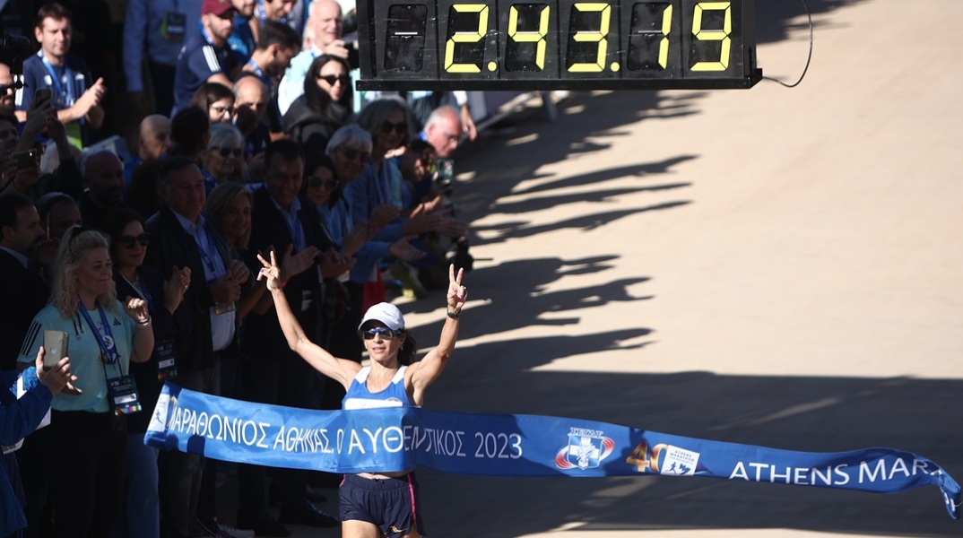 40ός Αυθεντικός Μαραθώνιος: Τρίτη στις γυναίκες τερμάτισε η Γκλόρια Πριβιλέτζιο