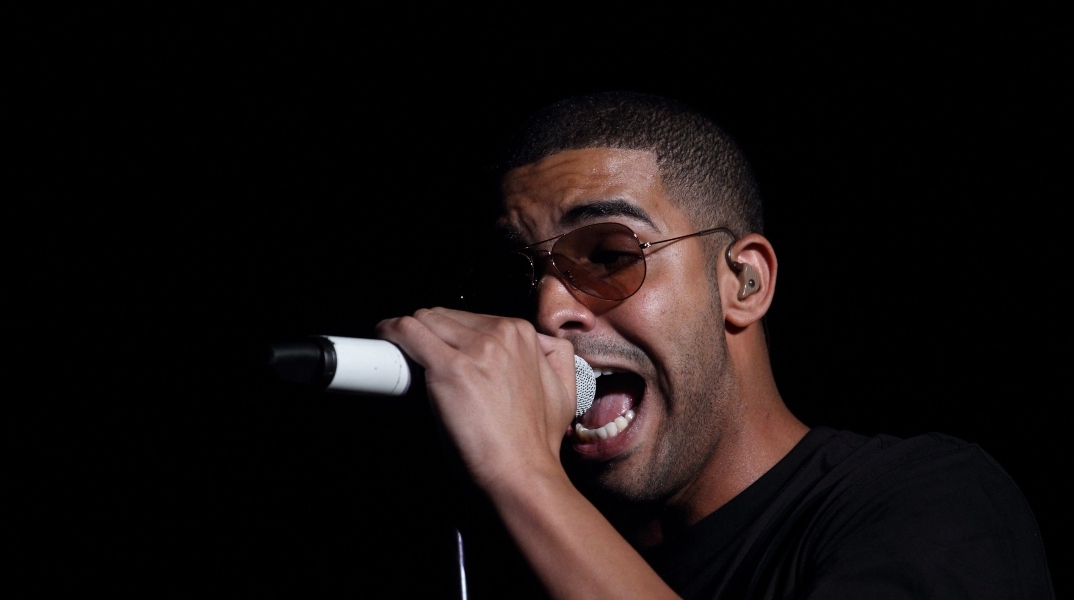 Ο Drake κυκλοφορεί το νέο του έργο, «Scary Hours 3» απόψε
