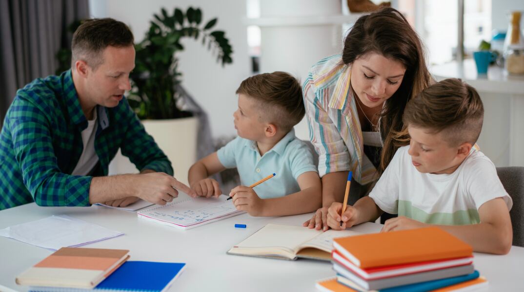 Παιδιά με γονείς