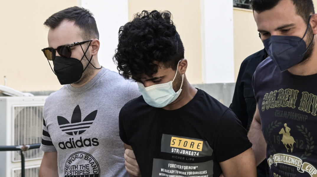 Ο 23χρονος που δολοφόνησε τη 17χρονη φίλη του στο Περιστέρι