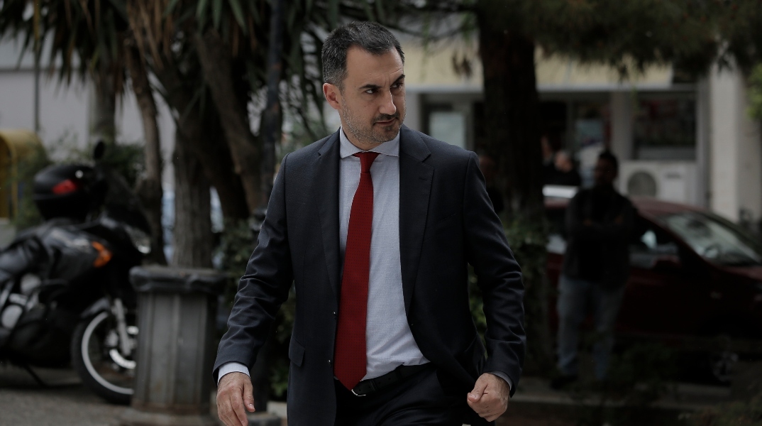 Χαρίτσης για Κασσελάκη: «Αρέσκεται στην τοξικότητα - Δεν είναι εχθρός μας ο ΣΥΡΙΖΑ» 