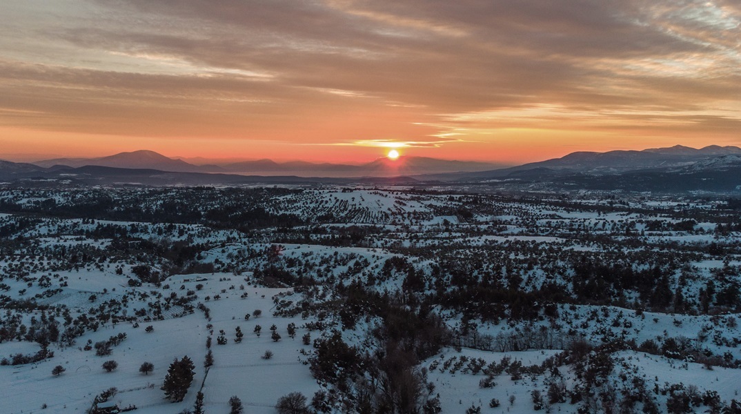 «Τουρισμός για όλους»: Τα κριτήρια των δικαιούχων για το voucher των 150 ευρώ για χειμερινές διακοπές