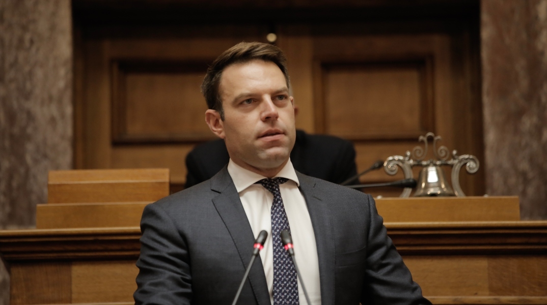 «Στροφή στην κοινωνία» για το ΣΥΡΙΖΑ - Αιχμηρά σχόλια από τους «11» βουλευτές που αποχώρησαν