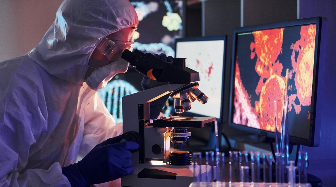 Επιστήμονες δημιούργησαν μικροσκοπικά ζωντανά ρομπότ από ανθρώπινα κύτταρα