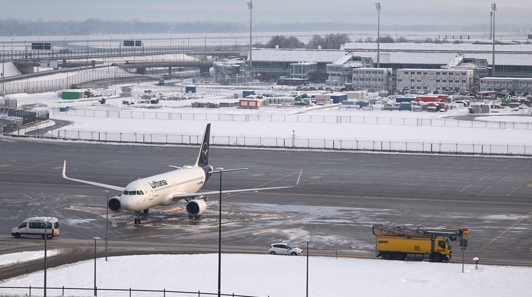 Γερμανία: Νέες ακυρώσεις και αναβολές πτήσεων λόγω του παγετού