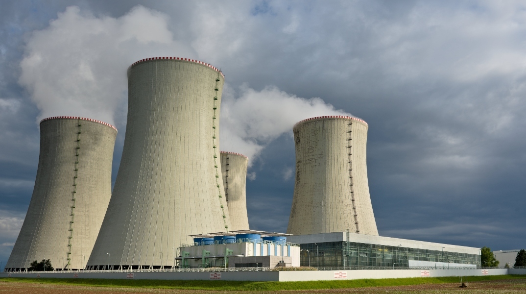 Κίνα: Σε λειτουργία ο πρώτος πυρηνικός σταθμός τέταρτης γενιάς στον κόσμο Ο ασιατικός γίγαντας επιδιώκει να ανεξαρτητοποιηθεί από τον άνθρακα