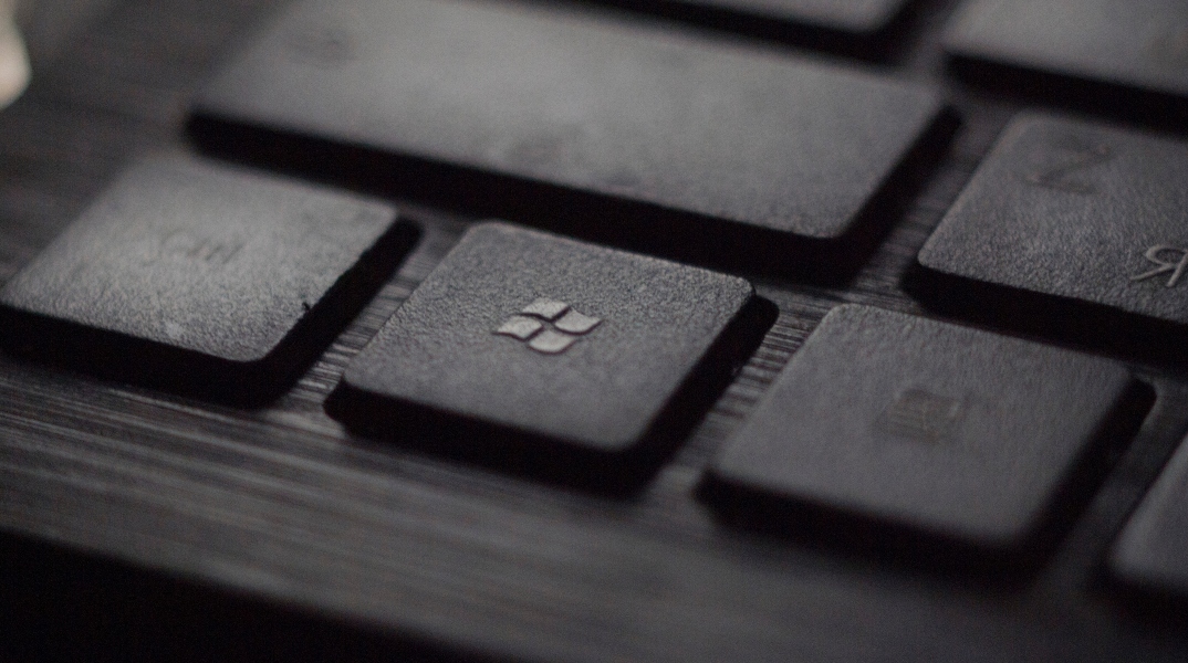 Windows 10: Η Microsoft θα αρχίσει να χρεώνει τις ενημερώσεις ασφαλείας Από πια ημερομηνία θα ξεκινήσει η συνδρομή