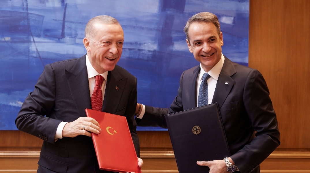 Επίσκεψη Ερντογάν: Ποιες συμφωνίες και μνημόνια υπέγραψαν Ελλάδα - Τουρκία Ηλεκτρική διασύνδεση, τουρισμός και επενδύσεις στην ατζέντα της συνεργασίας