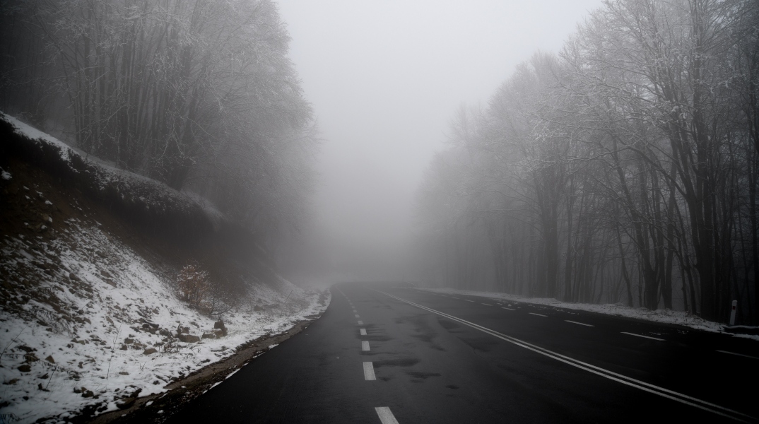 Φλώρινα: Στα «λευκά» ντύθηκε η πόλη - Δείτε live την χιονόπτωση Μια ώρα αργότερα θα ανοίξουν τα σχολεία λόγω της κακοκαιρίας