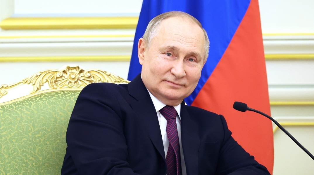 Ο Πούτιν ξανά υποψήφιος στις προεδρικές εκλογές του 2024 - Καμία αμφιβολία για το αποτέλεσμα «Ψηφίστε οποιονδήποτε άλλον», είπε ο Αλεξέι Ναβάλνι από την φυλακή