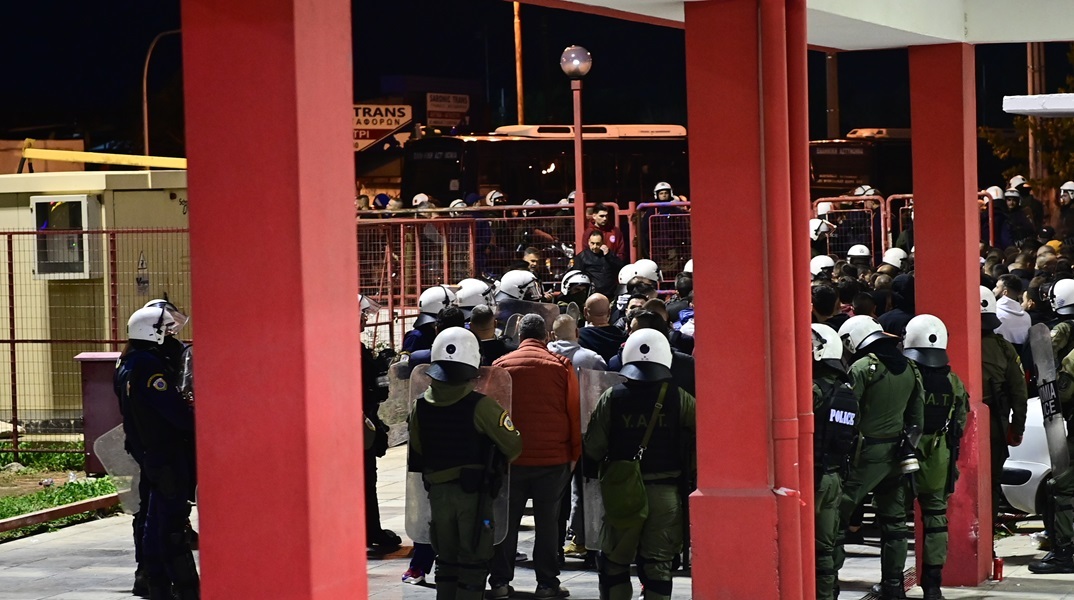 Ταυτοποιήθηκαν 17 άτομα που οργάνωσαν την επίθεση στου Ρέντη - Αναμένονται οι συλλήψεις