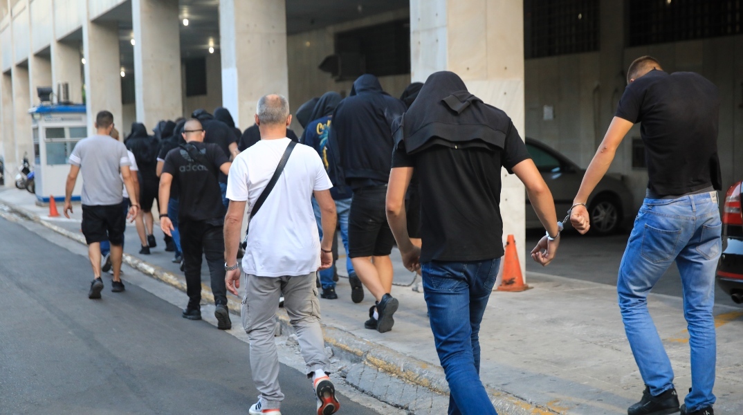 Δολοφονία Κατσούρη: Αποφυλακίζονται ακόμα 10 Κροάτες Συνολικά έχουν αφεθεί 40 οπαδοί της Ντιναμό Ζάγκρεμπ