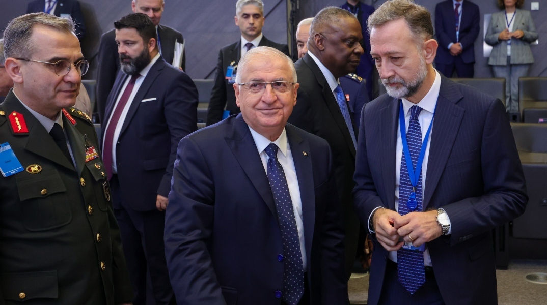 O υπουργός Άμυνας της Τουρκίας, Γιασάρ Γκιουλέρ