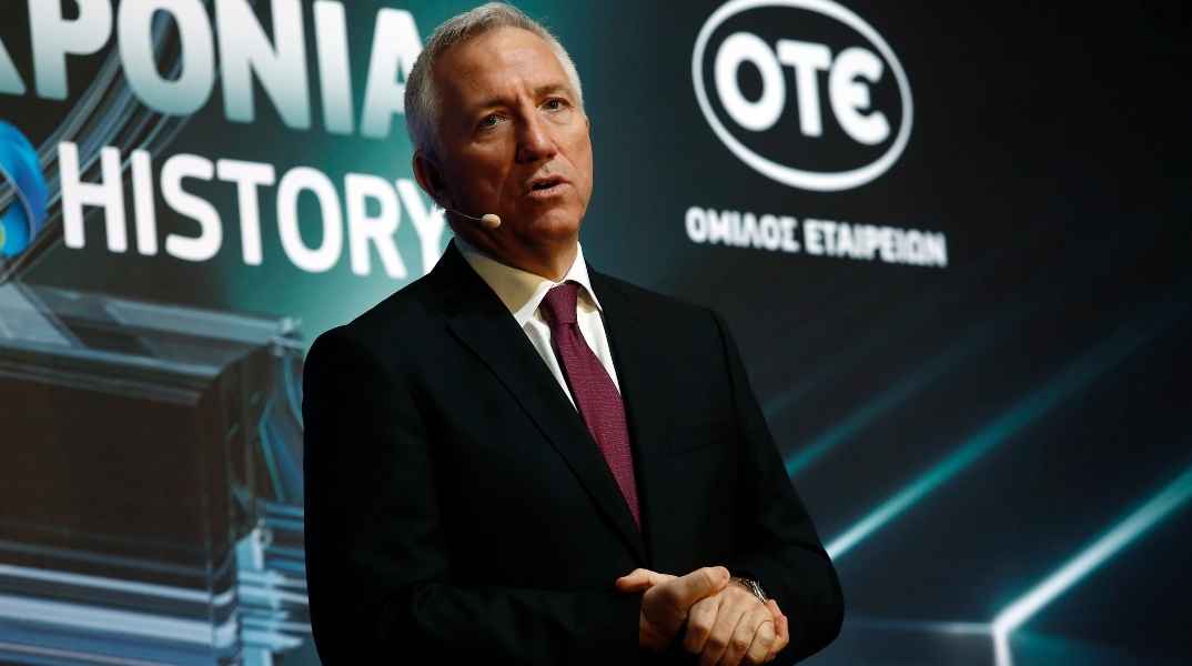 Αποχωρεί από τον ΟΤΕ ο Μιχάλης Τσαμάζ μετά από 23 χρόνια παρουσίας στον όμιλο Ο μακροβιότερος πρόεδρος και διευθύνων σύμβουλος παραχωρεί την θέση του στον Κώστα Νεμπή