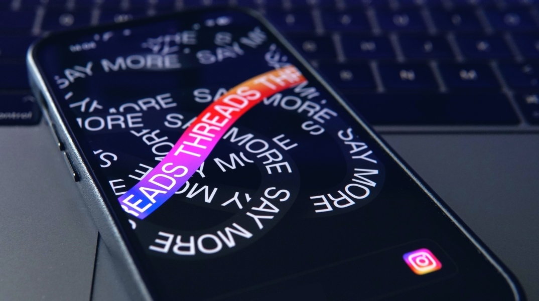 Η πλατφόρμα Threads της Meta είναι πλέον διαθέσιμη και στην Ευρώπη μετά από μήνες καθυστέρηση Ο βασικός ανταγωνιστής του Χ έπρεπε να συμμορφωθεί με την ευρωπαϊκή νομοθεσία