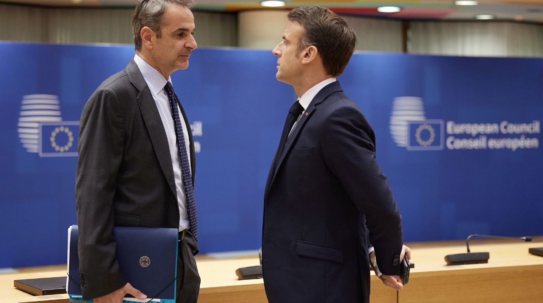 Ο Κυριάκος Μητσοτάκης με τον Εμανουέλ Μακρόν