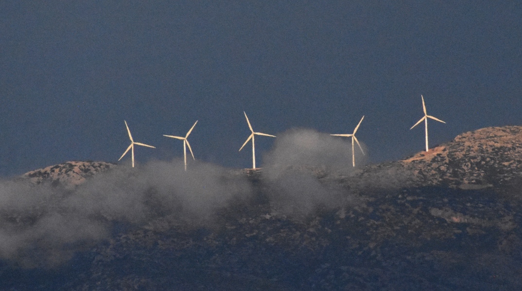 Σδούκου: Εργαζόμαστε με στόχο οι ανανεώσιμες πηγές ενέργειας  να φθάσουν στο 80%  της ηλεκτροπαραγωγής Το υπουργείου ανακοίνωσε παράταση ενός έτους του κανονισμού αδειοδότησης των ΑΠΕ