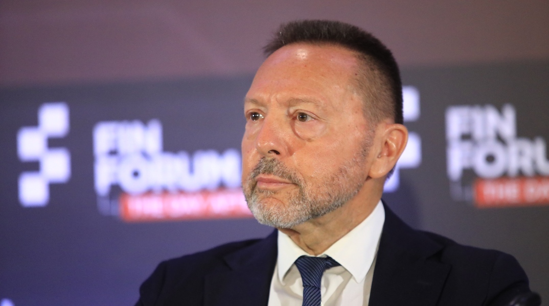 Ευρωπαϊκή Κεντρική Τράπεζα: Πότε θα μειωθούν τα επιτόκια δανεισμού στην Ελλάδα   Τι αναφέρει η έκθεση Στουρνάρα