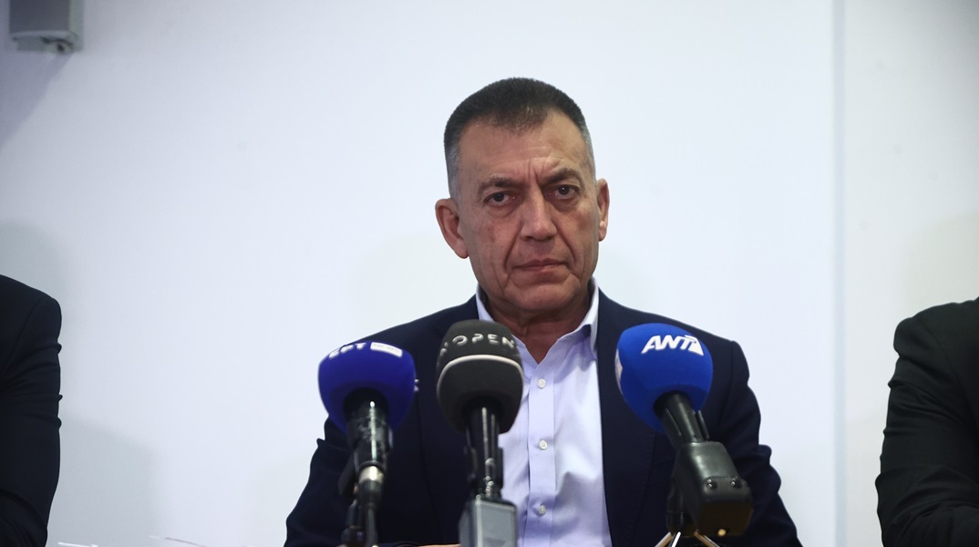 Βρούτσης για οπαδική βία: Θέλουμε οι οικογένειες να επιστρέψουν στα γήπεδα