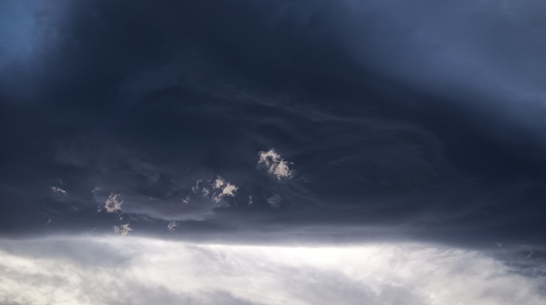  Αραιές νεφώσεις για αύριο Σάββατο και μικρή πτώση της θερμοκρασίας Η αναλυτική πρόγνωση της ΕΜΥ