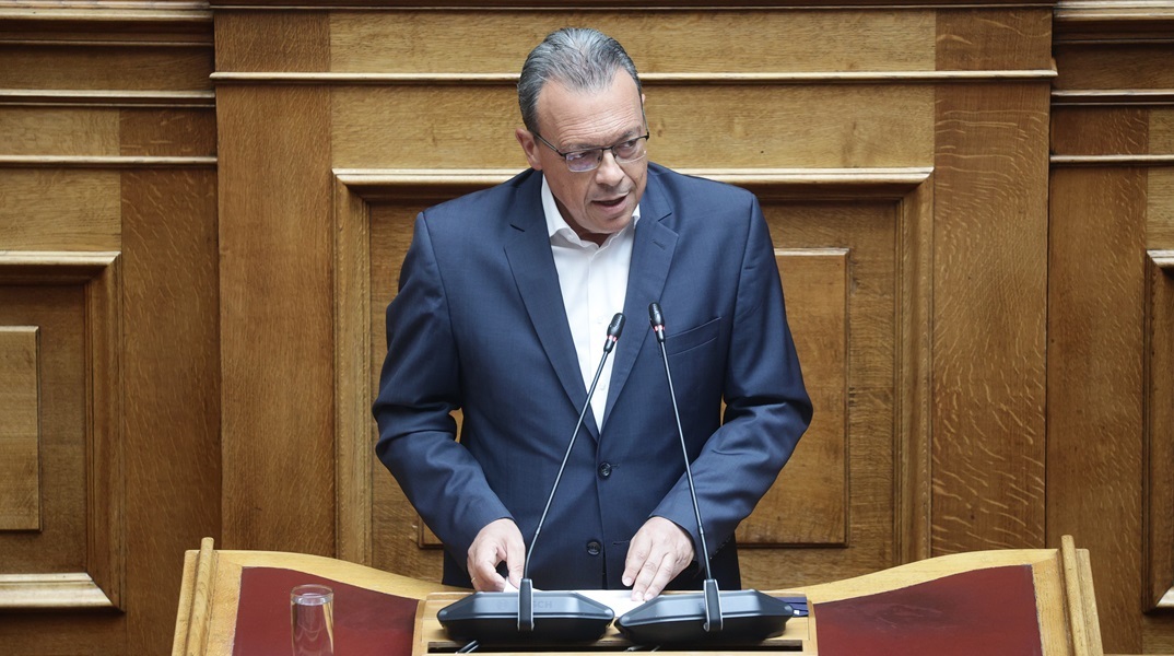 Φάμελλος: Αν ήταν προσωπική η τοποθέτηση του κ. Συρίγου θα έπρεπε να τον είχε αποπέμψει ο κ. Μητσοτάκης