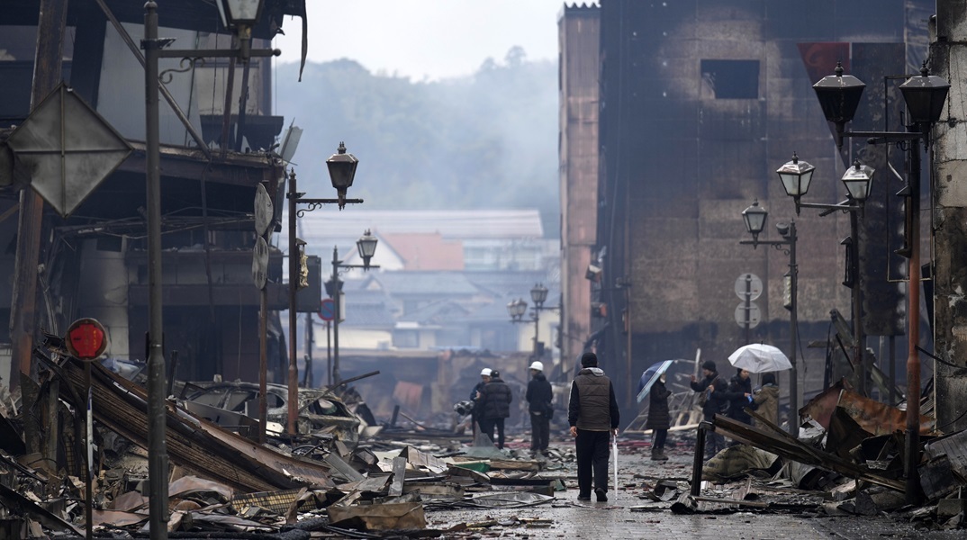 Explainer: Γιατί η Ιαπωνία έχει τόσους πολλούς σεισμούς και τσουνάμι;