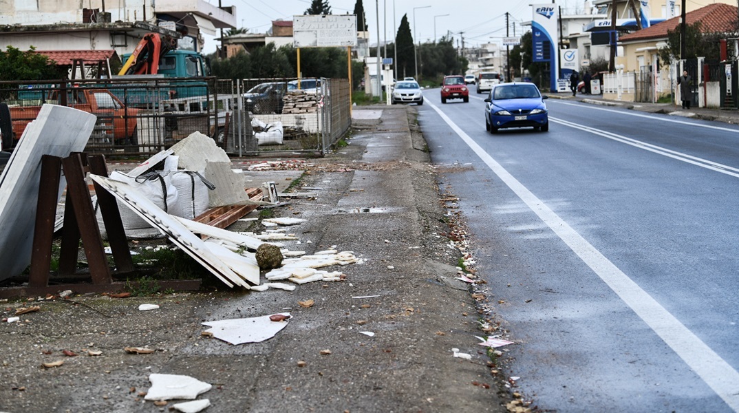 Κακοκαιρία: Σοβαρές υλικές ζημιές και κυκλοφοριακό «κομφούζιο» στη Δυτική Ελλάδα 