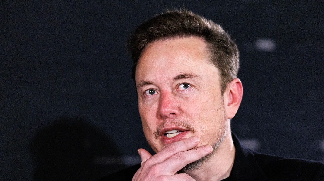 Ο Elon Musk