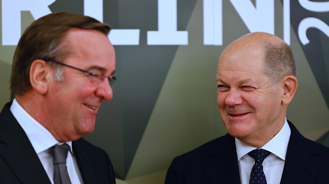 Ο Όλαφ Σολτς και ο Μπόρις Πιστόριους 