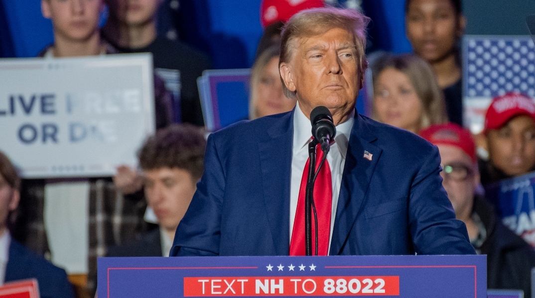 Ντόναλντ Τραμπ: Προηγείται σταθερά στην κούρσα για το χρίσμα του Ρεπουμπλικανικού Κόμματος