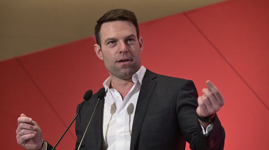 Στ. Κασσελάκης: Η Αριστερά ξέρει να αγωνίζεται και όχι να κρύβετα