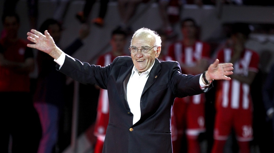 Έφυγε από τη ζωή ο «θρυλικός» Γιώργος Δαρίβας