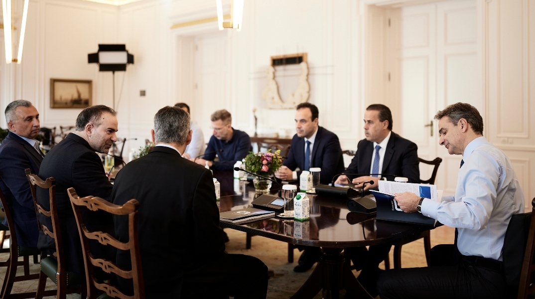 Generative AI Greece 2030: Σύσκεψη στο Μαξίμου για την Τεχνητή Νοημοσύνη