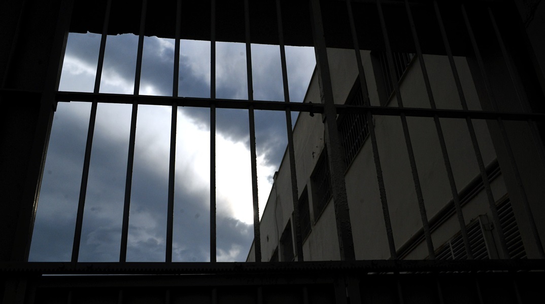 Κύκλωμα μαστροπείας: Προφυλακιστέοι η «Λορέλα» και ο 35χρονος