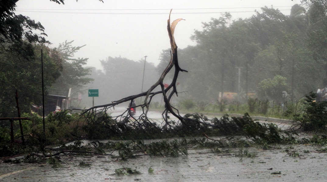 Κυκλώνας «Μπελάλ»: Τουλάχιστον 3 νεκροί στη γαλλική νήσο Λα Ρεϊνιόν - Άνεμοι έφτασαν έως 200χλμ την ώρα