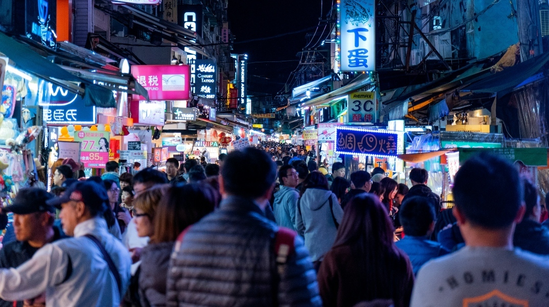 Συρρικνώθηκε ο πληθυσμός της Κίνας το 2023 για δεύτερη συνεχή χρονιά