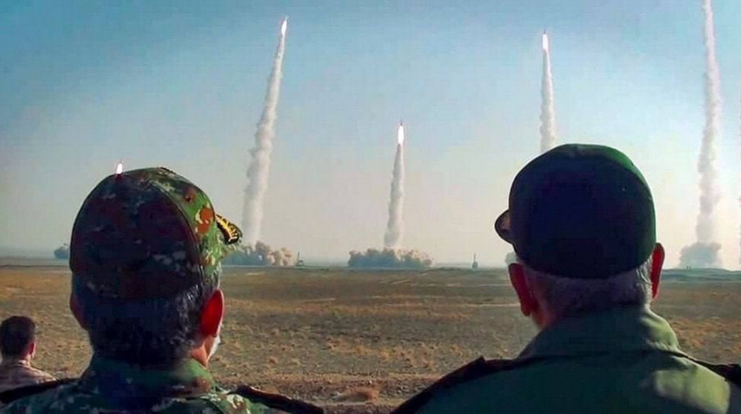 Το Πακιστάν ανακαλεί τον πρέσβη του από το Ιράν μετά το πλήγμα στο έδαφός του