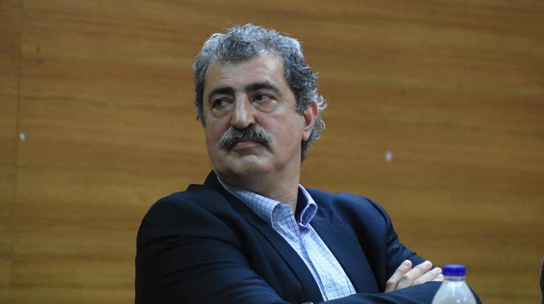 Πολάκης υπέρ του Γιώργου Νταλάρα: «Μπράβο, τα ίδια έχω πει εδώ και χρόνια»