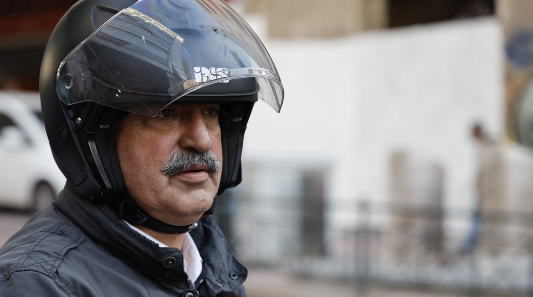 Σκιτσογράφος «Καθημερινής» σε Πολάκη: «Ζητώ συγγνώμη από τα τετράποδα»