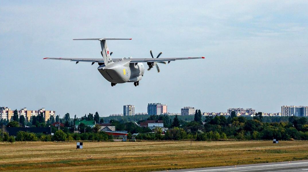 Ρωσία: Κατέπεσε στρατιωτικό αεροπλάνο με πολλούς επιβάτες