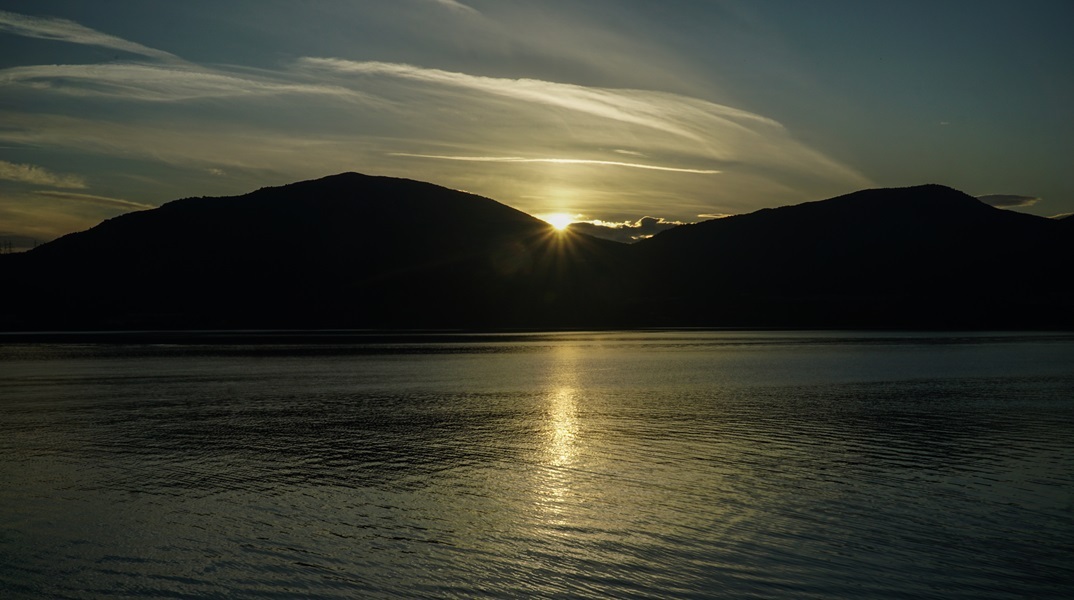 Αίθριος ο καιρός την Παρασκευή με μικρή πτώση της θερμοκρασίας 