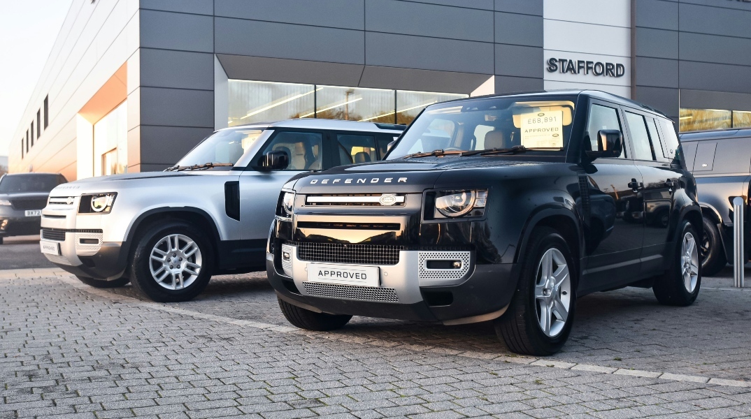 Φαρδαίνουν κατά 1 εκατοστό κάθε 2 χρόνια τα αυτοκίνητα στην Ευρώπη