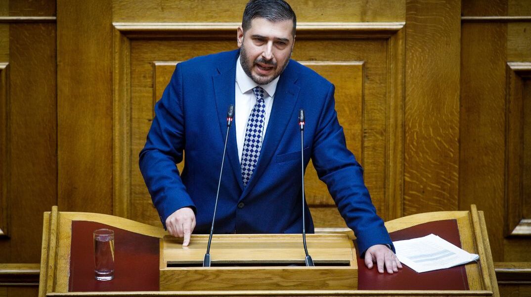 ΚΑΤΣΙΒΑΡΔΑΣ ΧΑΡΑΛΑΜΟΣ ΣΥΖΗΤΗΣΗ ΣΤΗΝ ΟΛΟΜΕΛΕΙΑ ΤΗΣ ΒΟΥΛΗΣ ΓΙΑ ΤΗΝ ΑΙΤΗΣΗ ΑΡΣΗΣ ΑΣΥΛΙΑΣ ΒΟΥΛΕΥΤΩΝ ΤΩΝ ΣΠΑΡΤΙΑΤΩΝ (ΓΙΩΡΓΟΣ ΚΟΝΤΑΡΙΝΗΣ/EUROKINISSI)