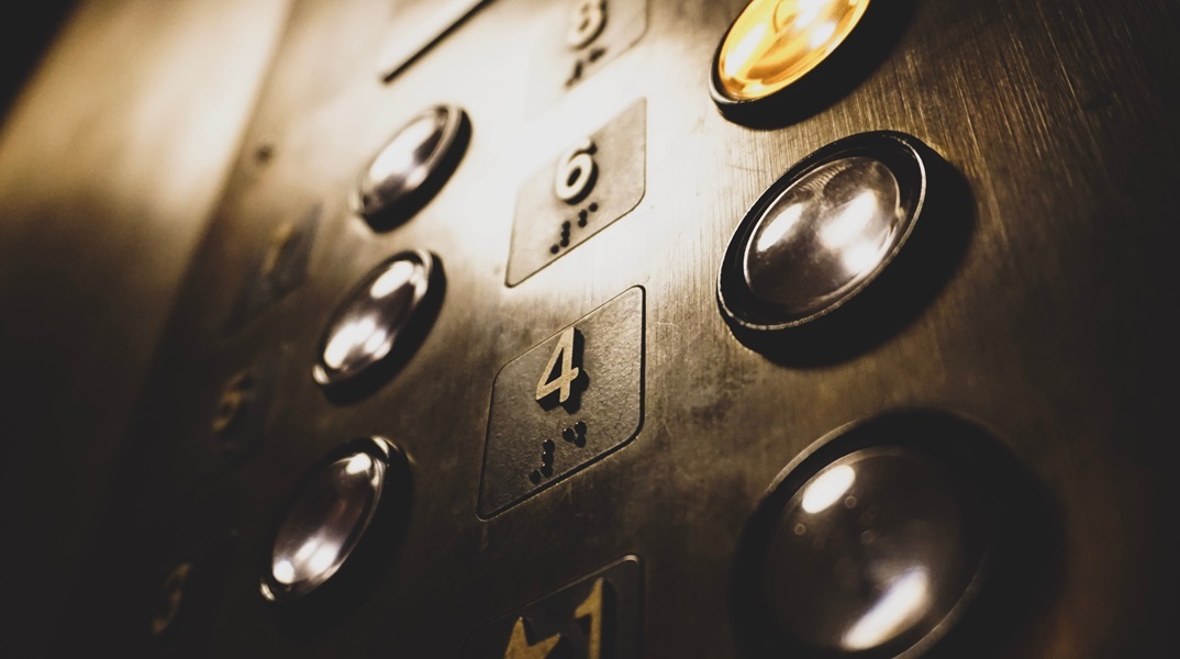 «Δράκος» των ασανσέρ: Δύο ανήλικες δέχθηκαν σεξουαλική επίθεση στον Αγ. Παντελεήμονα